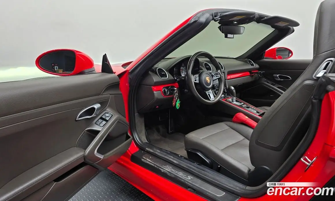 Porsche 718 2017 2.5 автомат (гидро), фото 13 Porsche 718 2017 2.5 автомат (гидро), фото 13