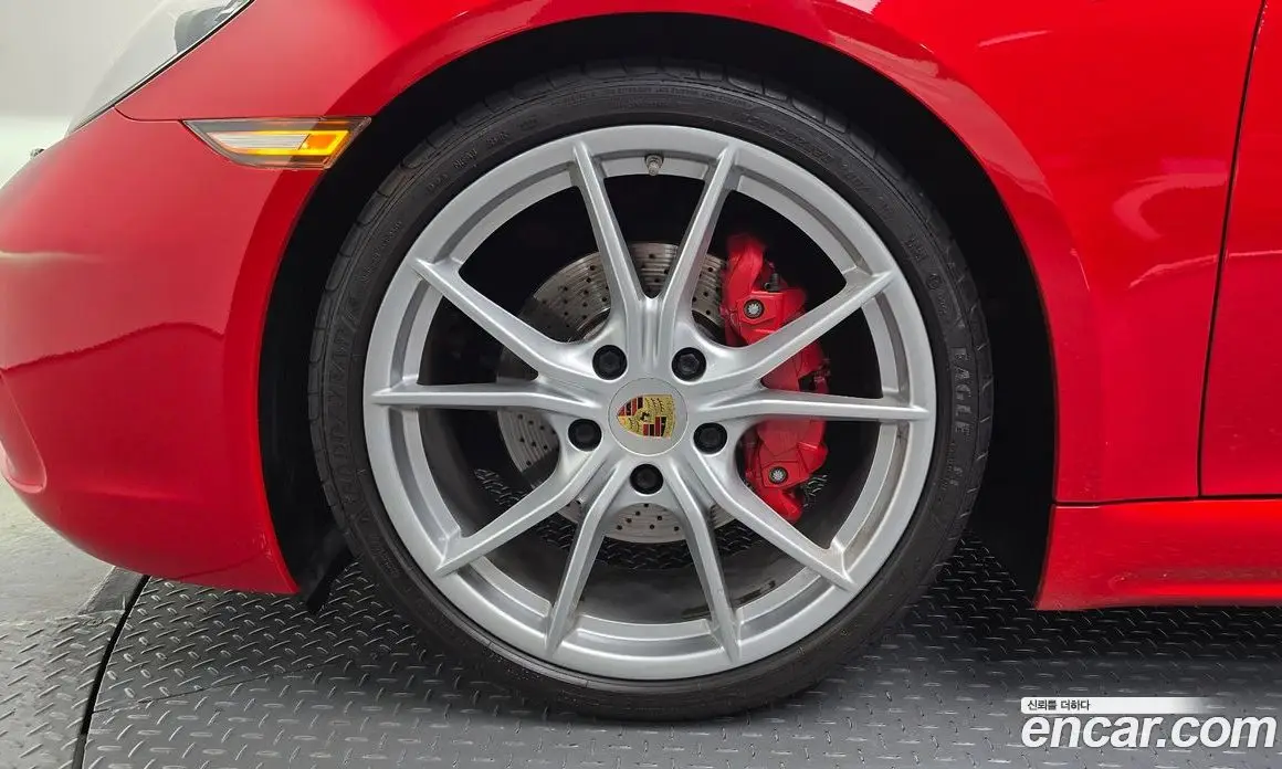 Porsche 718 2017 2.5 автомат (гидро), фото 5 Porsche 718 2017 2.5 автомат (гидро), фото 5