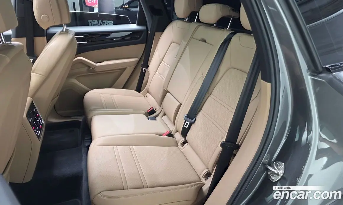 Porsche Cayenne 2021 3.0 автомат (гидро), фото 16 Porsche Cayenne 2021 3.0 автомат (гидро), фото 16