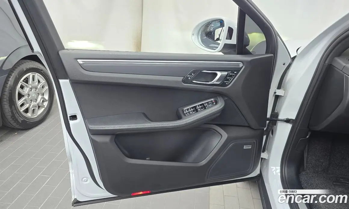 Porsche Macan 2019 2.0 автомат (гидро), фото 14