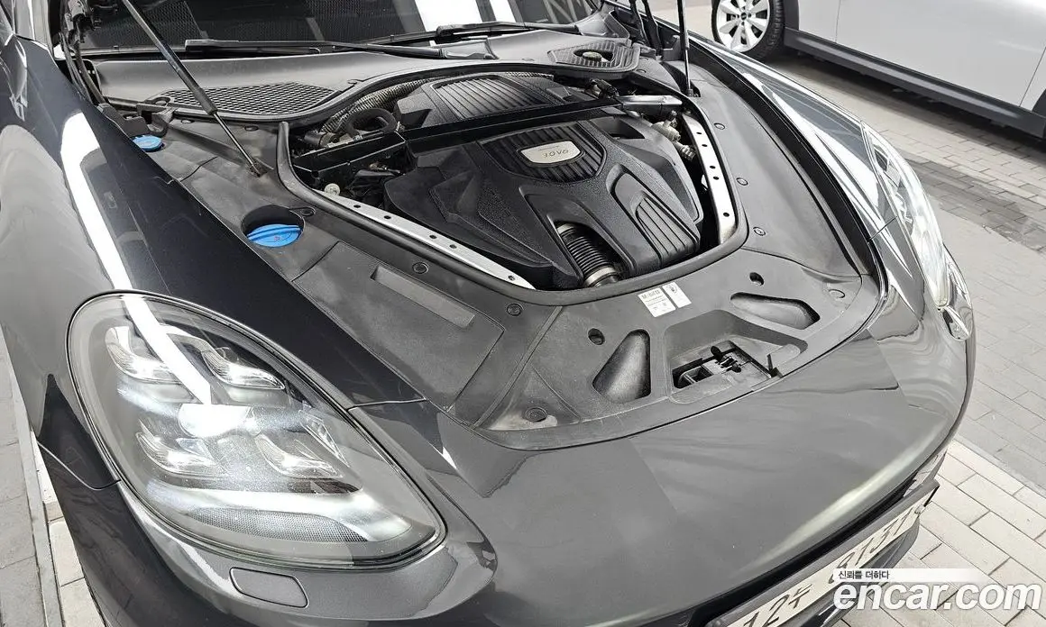 Porsche Panamera 2018 3.0 автомат (гидро), фото 6