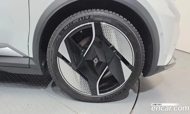 Renault (Samsung) Scenic 2026 0.3 автомат (гидро), миниатюра 5 Renault (Samsung) Scenic 2026 0.3 автомат (гидро), миниатюра 5