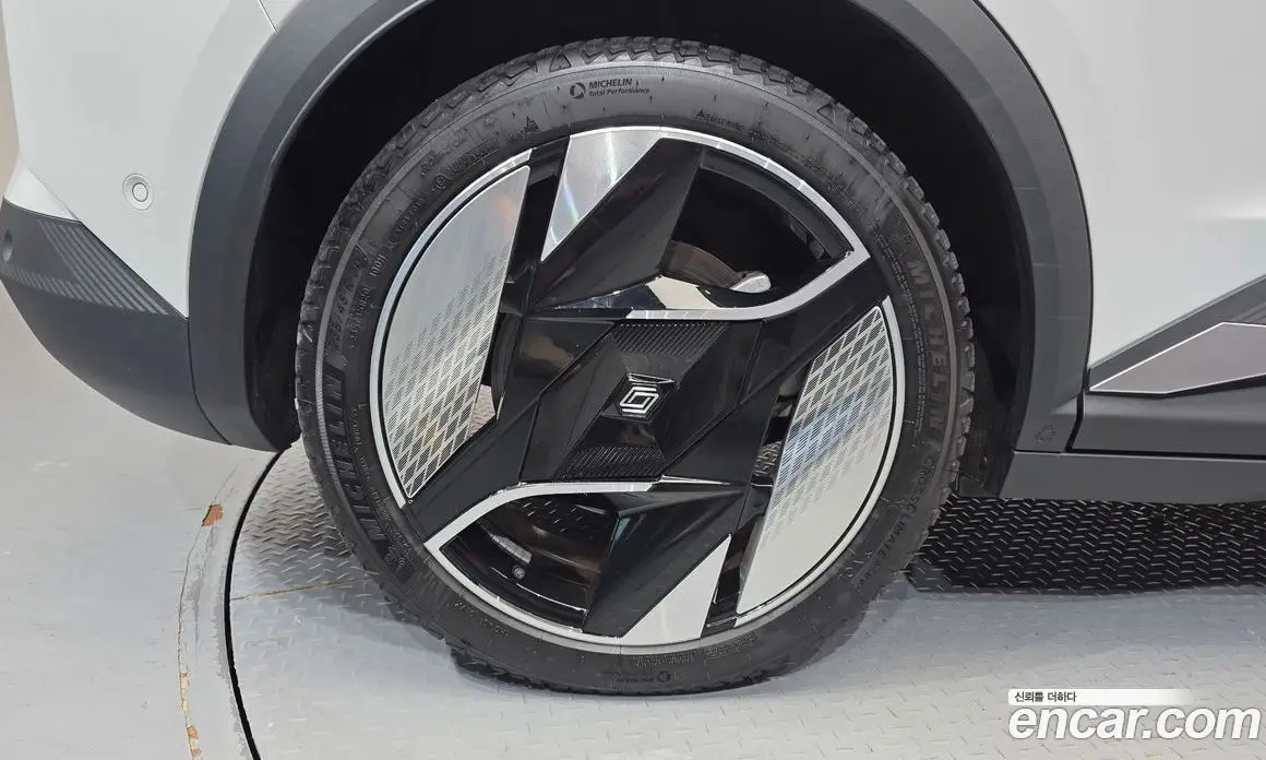 Renault (Samsung) Scenic 2026 0.3 автомат (гидро), фото 7 Renault (Samsung) Scenic 2026 0.3 автомат (гидро), фото 7