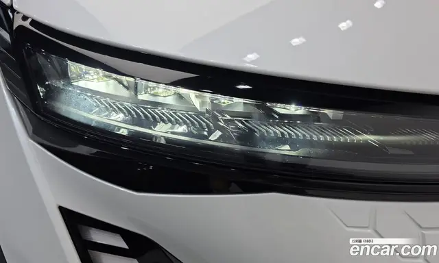 Renault (Samsung) Scenic 2026 0.3 автомат (гидро), миниатюра 8 Renault (Samsung) Scenic 2026 0.3 автомат (гидро), миниатюра 8