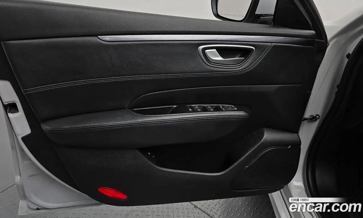 Renault (Samsung) SM6 2016 2.0 автомат (гидро), фото 14 Renault (Samsung) SM6 2016 2.0 автомат (гидро), фото 14
