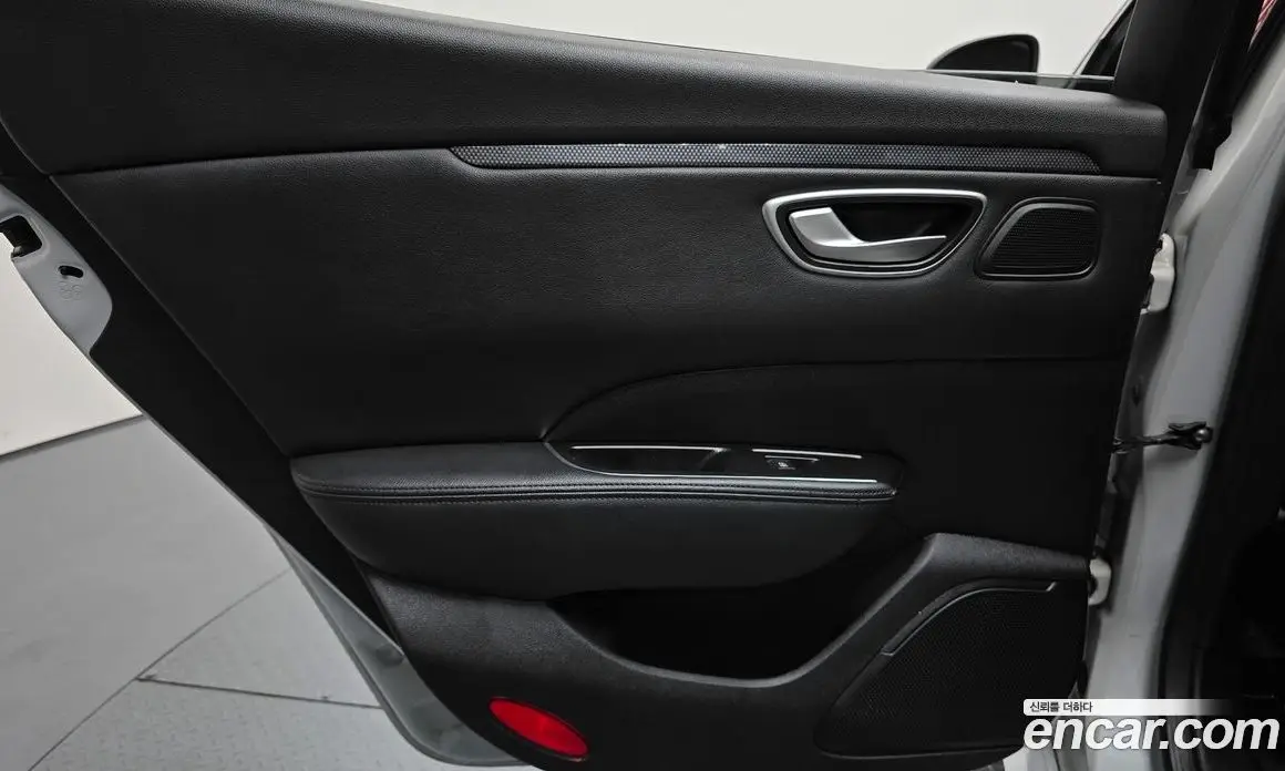 Renault (Samsung) SM6 2016 2.0 автомат (гидро), фото 15 Renault (Samsung) SM6 2016 2.0 автомат (гидро), фото 15