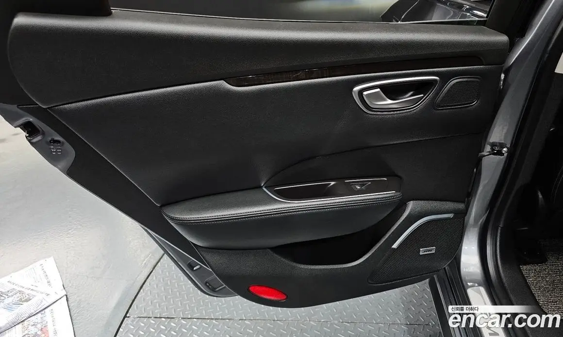 Renault (Samsung) SM6 2017 2.0 автомат (гидро), фото 15 Renault (Samsung) SM6 2017 2.0 автомат (гидро), фото 15