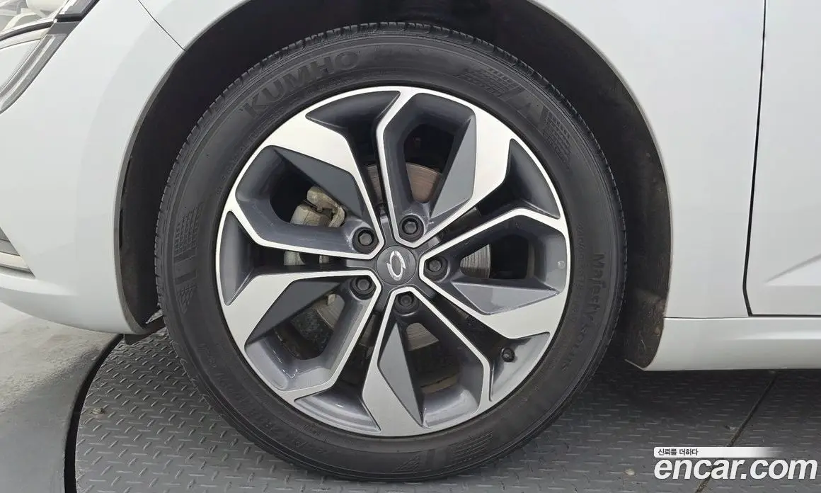 Renault (Samsung) SM6 2019 2.0 автомат (гидро), фото 5 Renault (Samsung) SM6 2019 2.0 автомат (гидро), фото 5
