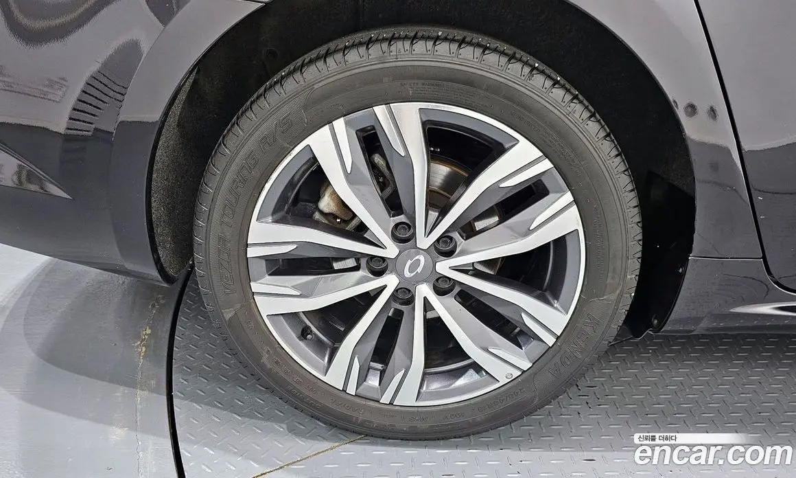 Renault (Samsung) SM6 2020 1.3 автомат (гидро), фото 5 Renault (Samsung) SM6 2020 1.3 автомат (гидро), фото 5