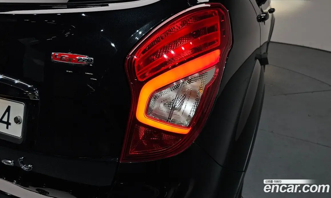 SsangYong Korando 2015 2.2 автомат (гидро), фото 8