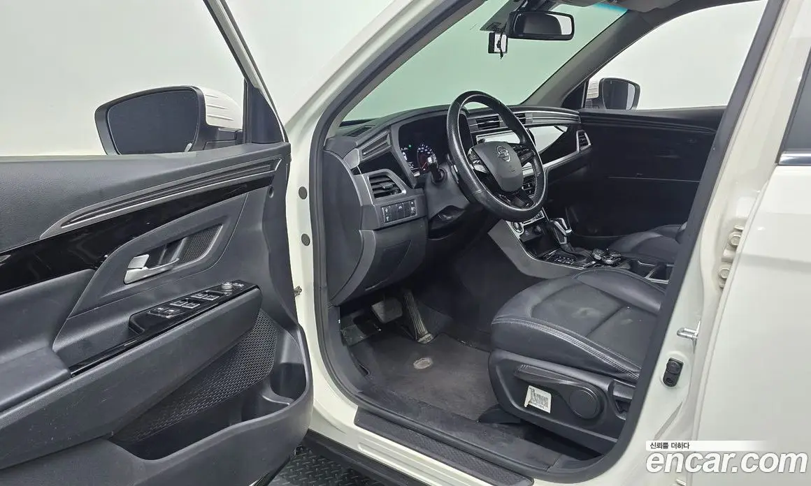 SsangYong Korando 2019 1.6 автомат (гидро), фото 12