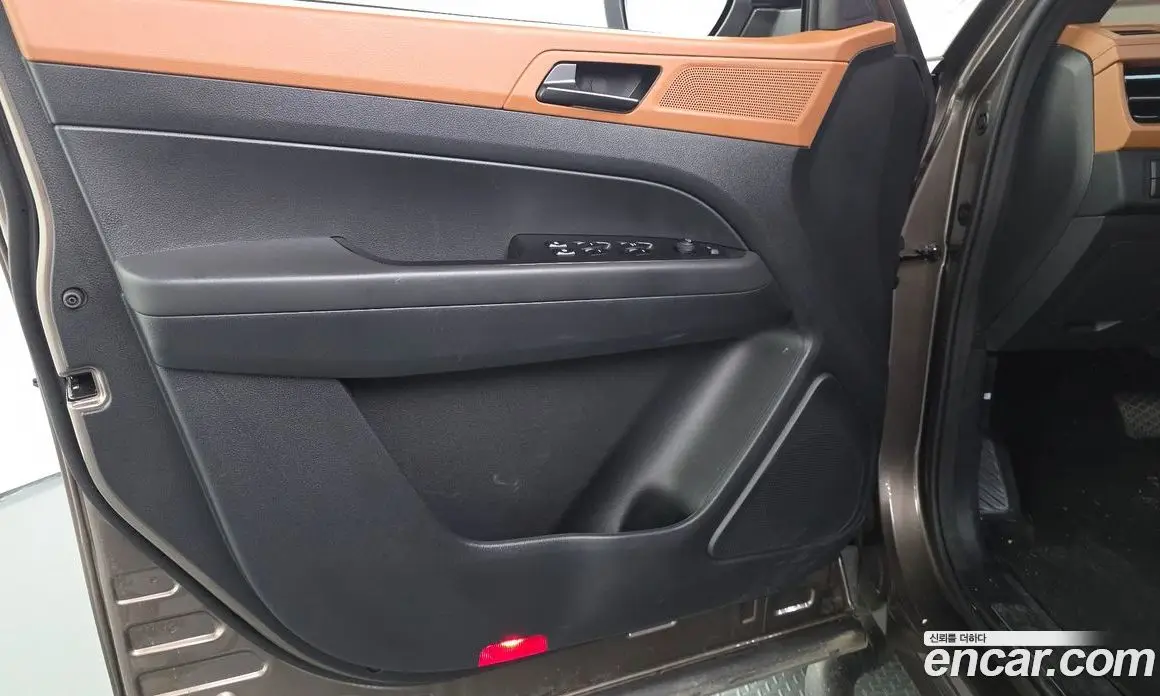 SsangYong Musso 2026 2.0 автомат (гидро), фото 14