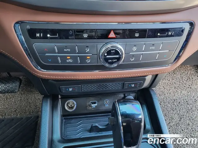 SsangYong Rexton 2018 2.2 автомат (гидро), миниатюра 11 SsangYong Rexton 2018 2.2 автомат (гидро), миниатюра 11