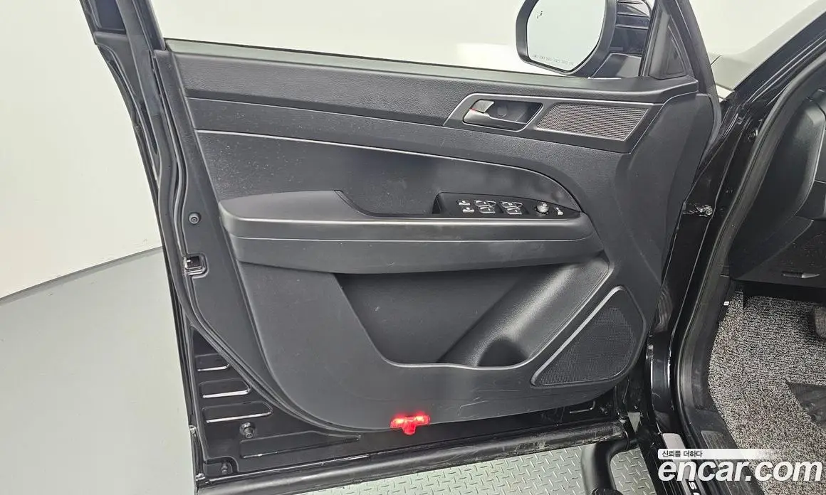 SsangYong Rexton 2021 2.2 автомат (гидро), фото 14