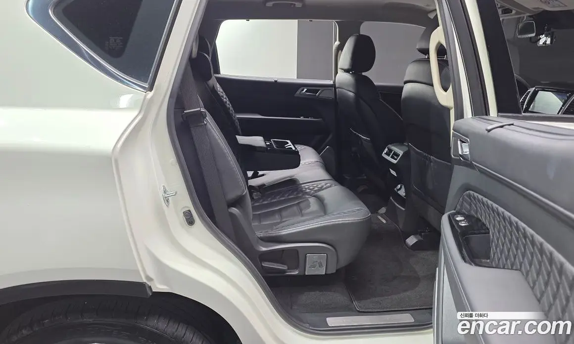 SsangYong Rexton 2021 2.2 автомат (гидро), фото 17