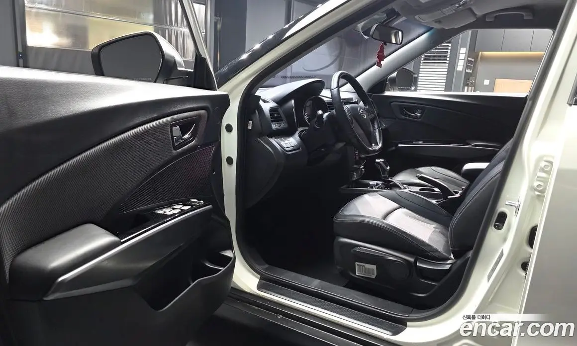 SsangYong TIBOLI 2019 1.6 автомат (гидро), фото 13 SsangYong TIBOLI 2019 1.6 автомат (гидро), фото 13
