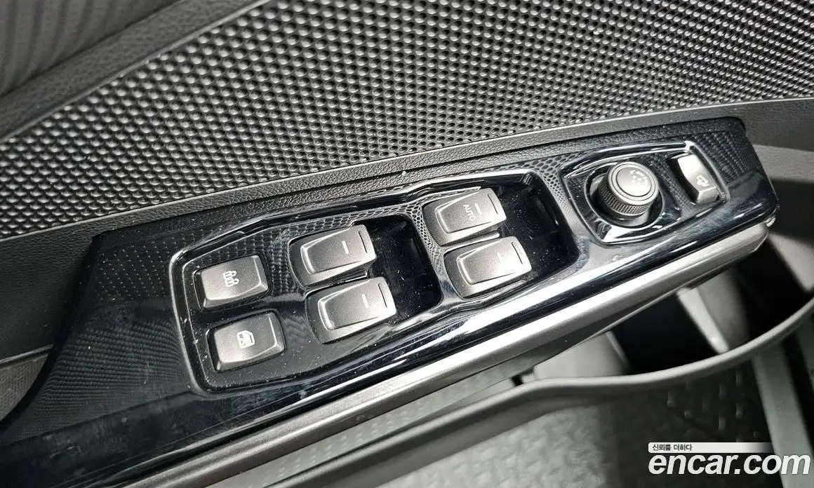 SsangYong TIBOLI 2020 1.5 автомат (гидро), фото 14 SsangYong TIBOLI 2020 1.5 автомат (гидро), фото 14