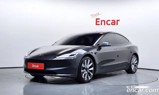 Tesla Model 3, 2024, 50 098 км