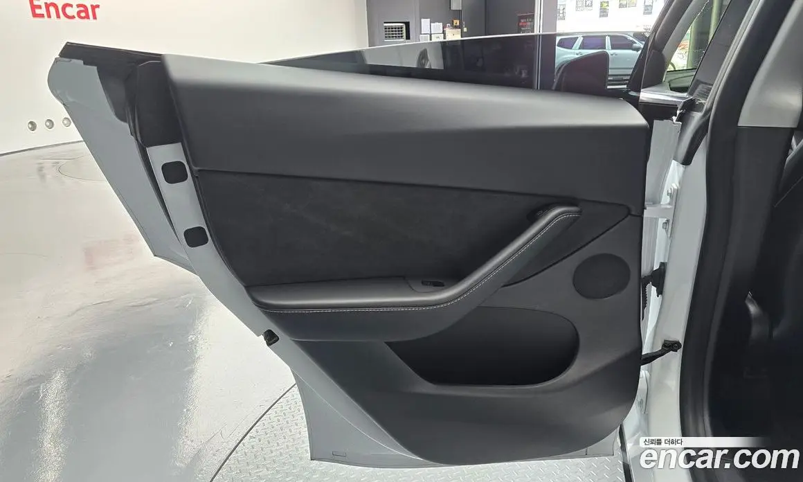 Tesla Model Y 2021 0.2 автомат (гидро), фото 15