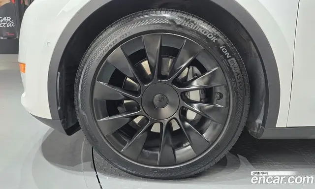 Tesla Model Y 2021 0.2 автомат (гидро), миниатюра 5
