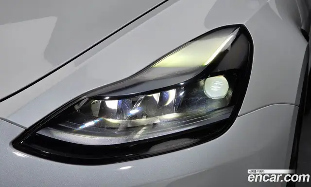 Tesla Model Y 2021 0.2 автомат (гидро), миниатюра 8