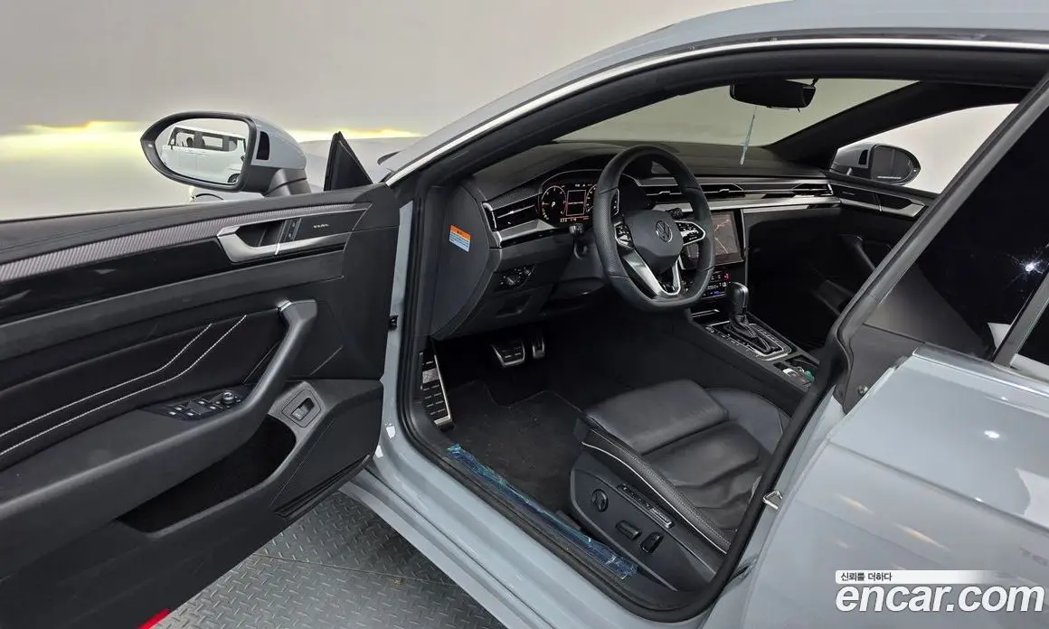 Volkswagen Arteon 2022 2.0 автомат (гидро), фото 12