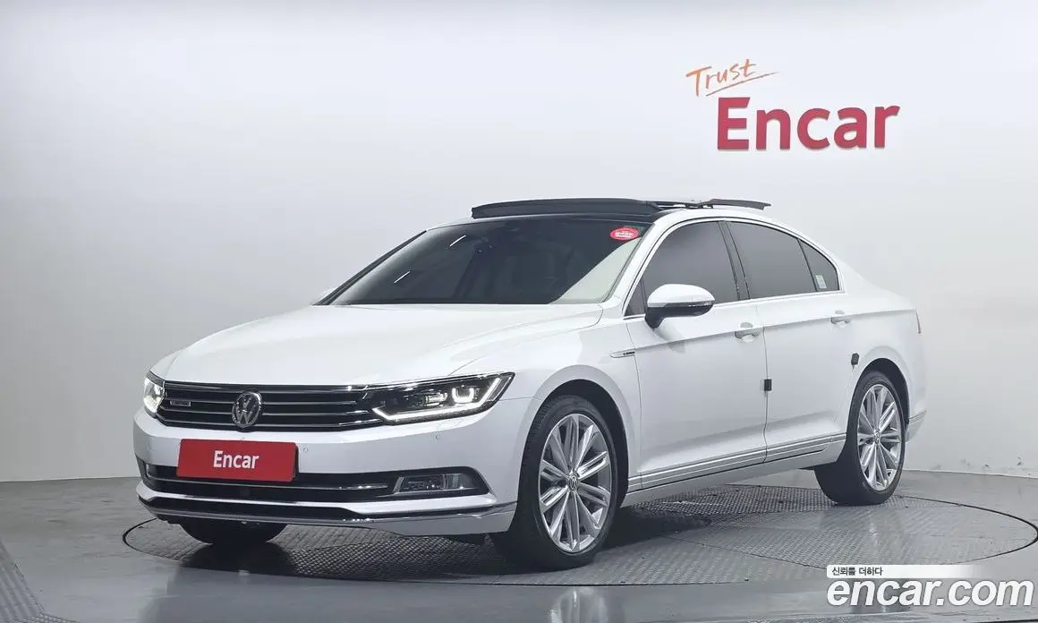 Volkswagen Passat 2018 2.0 автомат (гидро), фото 1 Volkswagen Passat 2018 2.0 автомат (гидро), фото 1