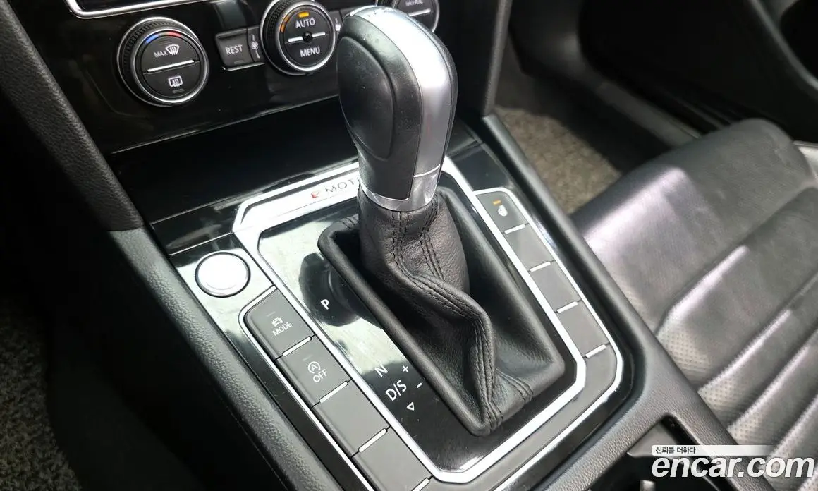 Volkswagen Passat 2018 2.0 автомат (гидро), фото 12 Volkswagen Passat 2018 2.0 автомат (гидро), фото 12