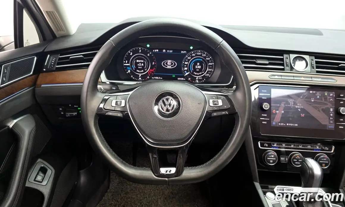 Volkswagen Passat 2018 2.0 автомат (гидро), фото 19 Volkswagen Passat 2018 2.0 автомат (гидро), фото 19