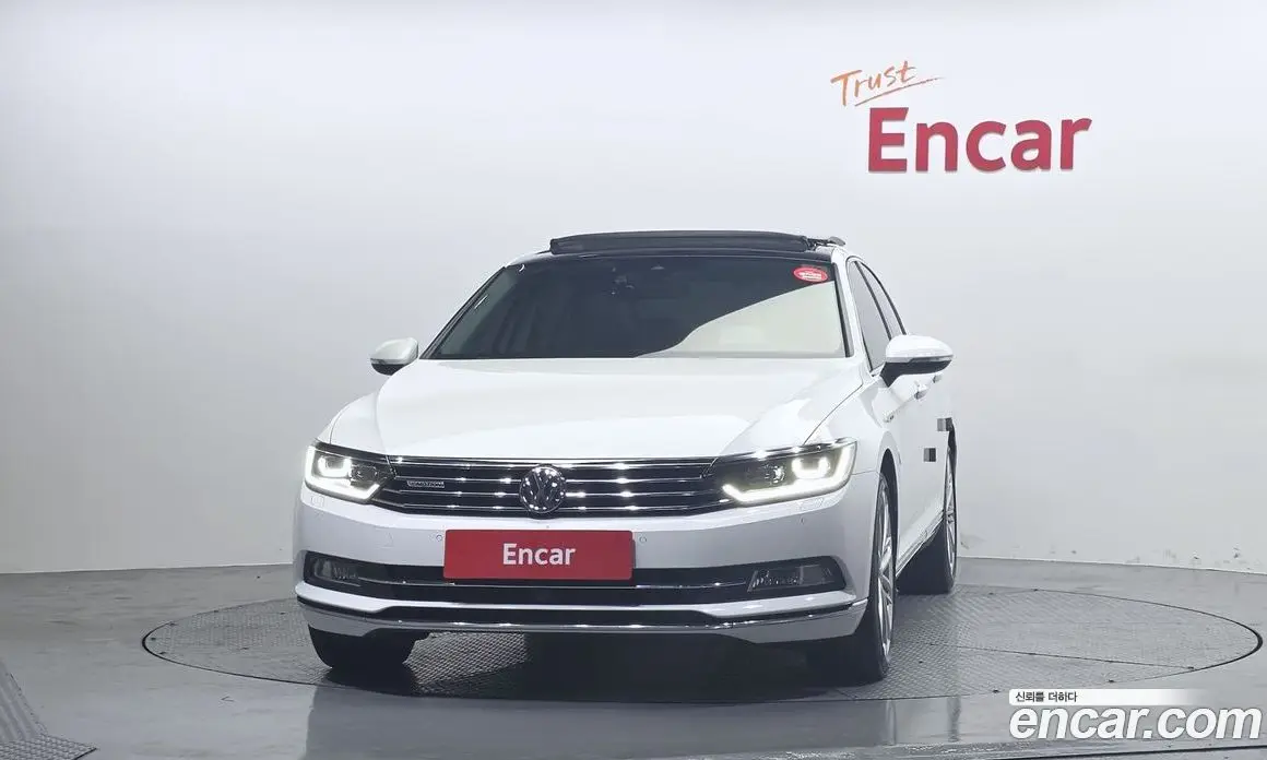 Volkswagen Passat 2018 2.0 автомат (гидро), фото 3 Volkswagen Passat 2018 2.0 автомат (гидро), фото 3