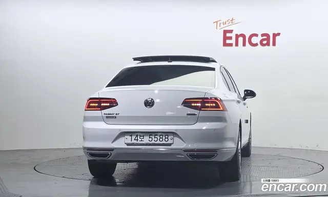 Volkswagen Passat 2018 2.0 автомат (гидро), миниатюра 4 Volkswagen Passat 2018 2.0 автомат (гидро), миниатюра 4