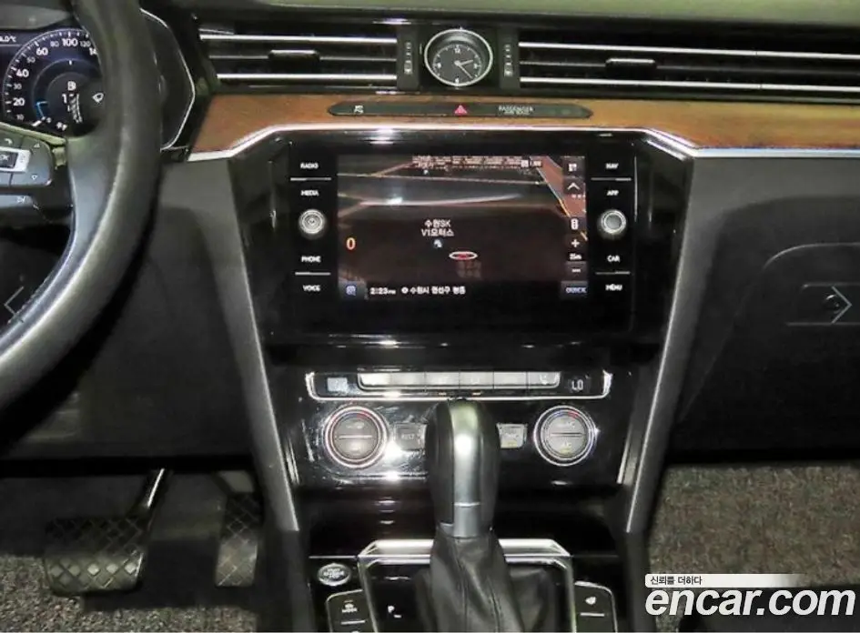 Volkswagen Passat 2018 2.0 автомат (гидро), фото 11 Volkswagen Passat 2018 2.0 автомат (гидро), фото 11