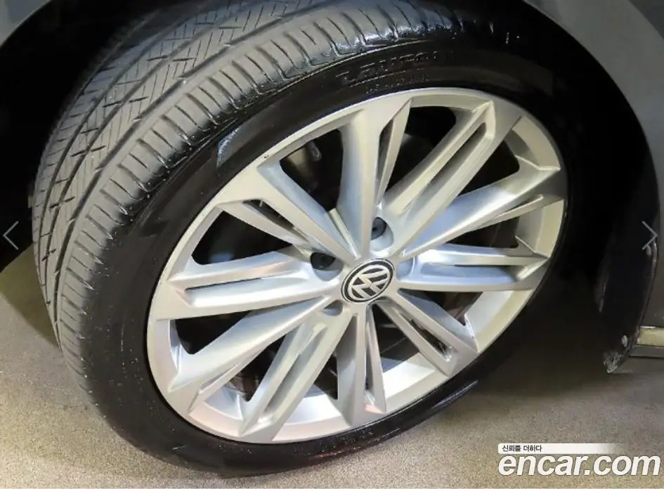 Volkswagen Passat 2018 2.0 автомат (гидро), фото 20 Volkswagen Passat 2018 2.0 автомат (гидро), фото 20