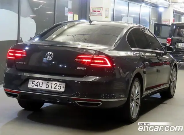 Volkswagen Passat 2018 2.0 автомат (гидро), миниатюра 4 Volkswagen Passat 2018 2.0 автомат (гидро), миниатюра 4