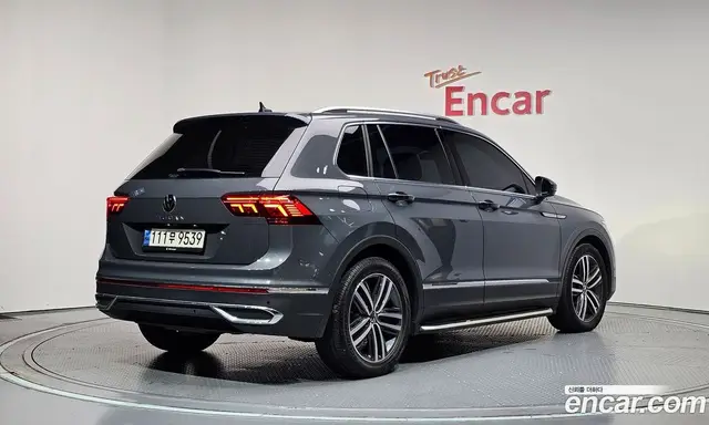 Volkswagen Tiguan 2022 2.0 автомат (гидро), миниатюра 2 Volkswagen Tiguan 2022 2.0 автомат (гидро), миниатюра 2