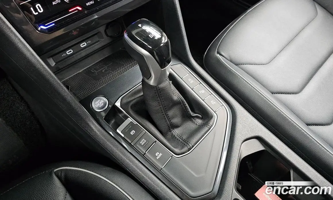 Volkswagen Tiguan 2022 2.0 автомат (гидро), фото 12 Volkswagen Tiguan 2022 2.0 автомат (гидро), фото 12