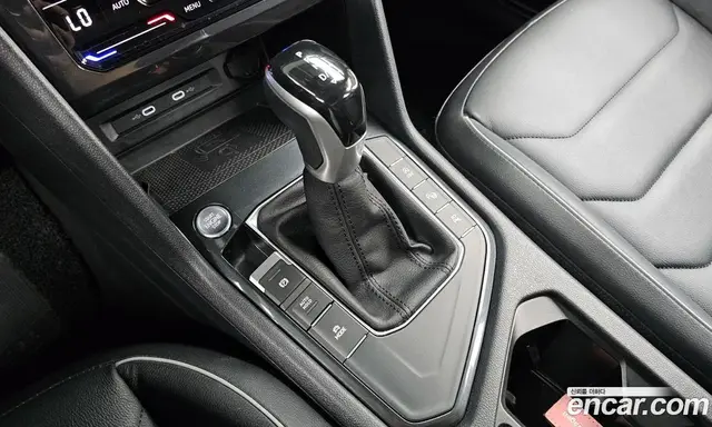 Volkswagen Tiguan 2022 2.0 автомат (гидро), миниатюра 12