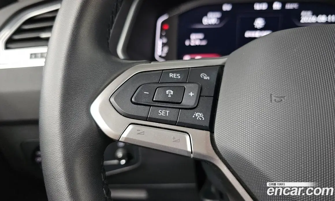Volkswagen Tiguan 2022 2.0 автомат (гидро), фото 16 Volkswagen Tiguan 2022 2.0 автомат (гидро), фото 16