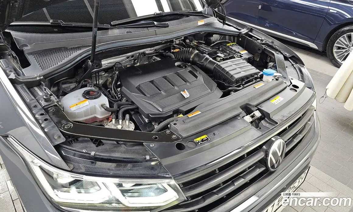 Volkswagen Tiguan 2022 2.0 автомат (гидро), фото 6 Volkswagen Tiguan 2022 2.0 автомат (гидро), фото 6