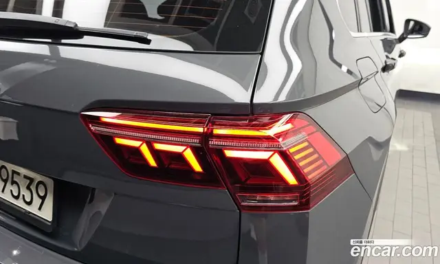 Volkswagen Tiguan 2022 2.0 автомат (гидро), миниатюра 9 Volkswagen Tiguan 2022 2.0 автомат (гидро), миниатюра 9