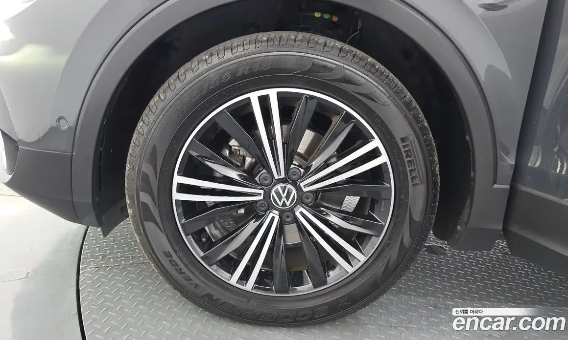 Volkswagen Tiguan 2024 2.0 автомат (гидро), фото 4
