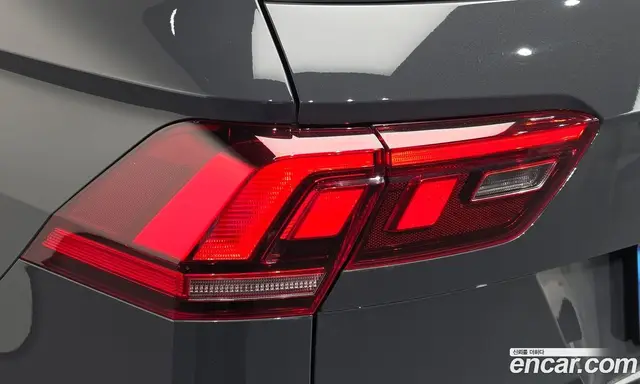 Volkswagen Tiguan 2024 2.0 автомат (гидро), миниатюра 8