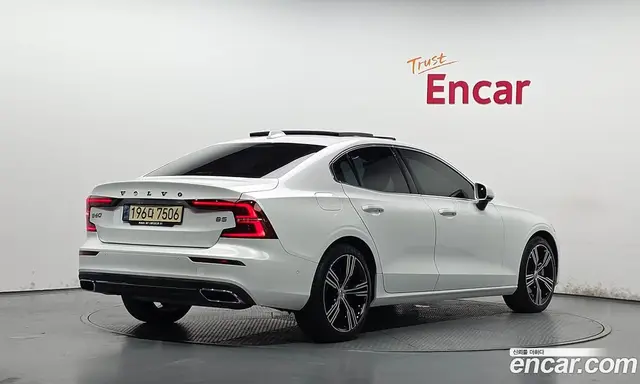 Volvo S60, 2021, 37 396 км