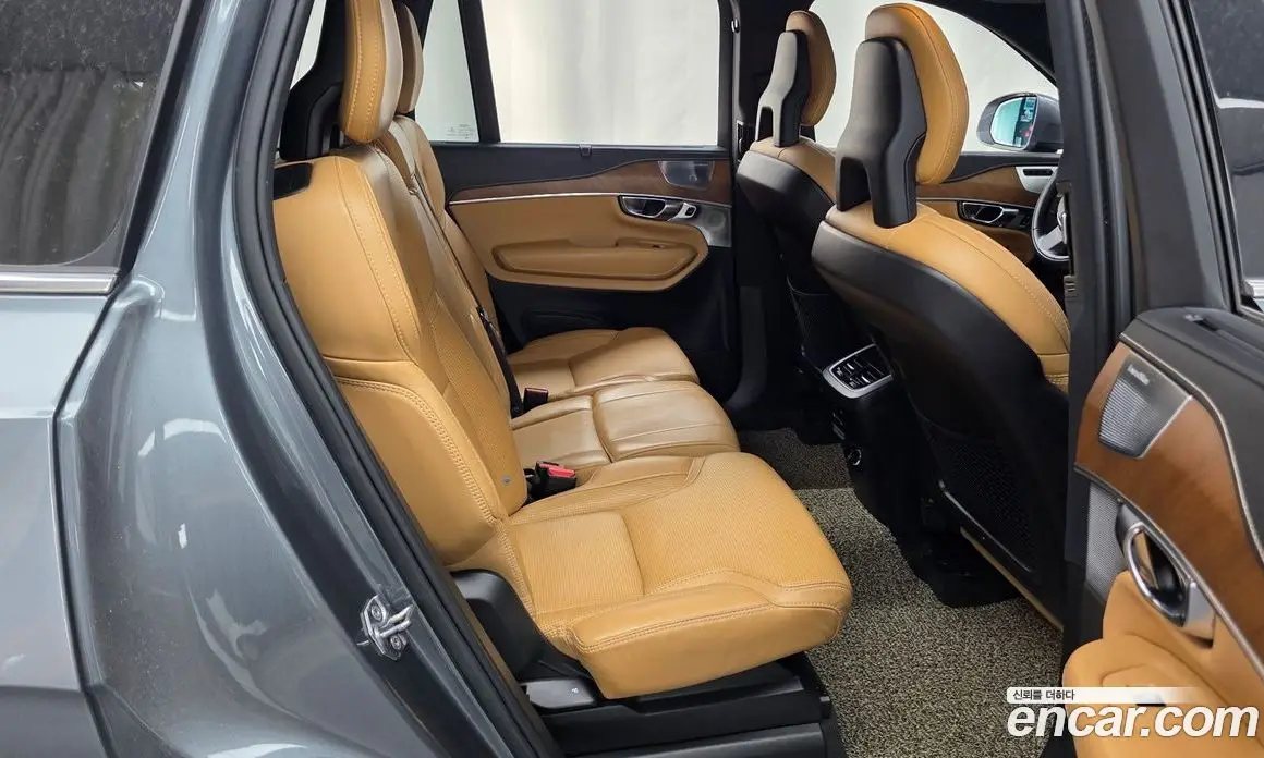 Volvo XC90 2018 2.0 автомат (гидро), фото 18 Volvo XC90 2018 2.0 автомат (гидро), фото 18