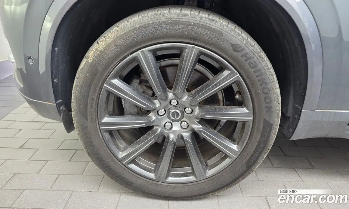 Volvo XC90 2018 2.0 автомат (гидро), фото 5 Volvo XC90 2018 2.0 автомат (гидро), фото 5