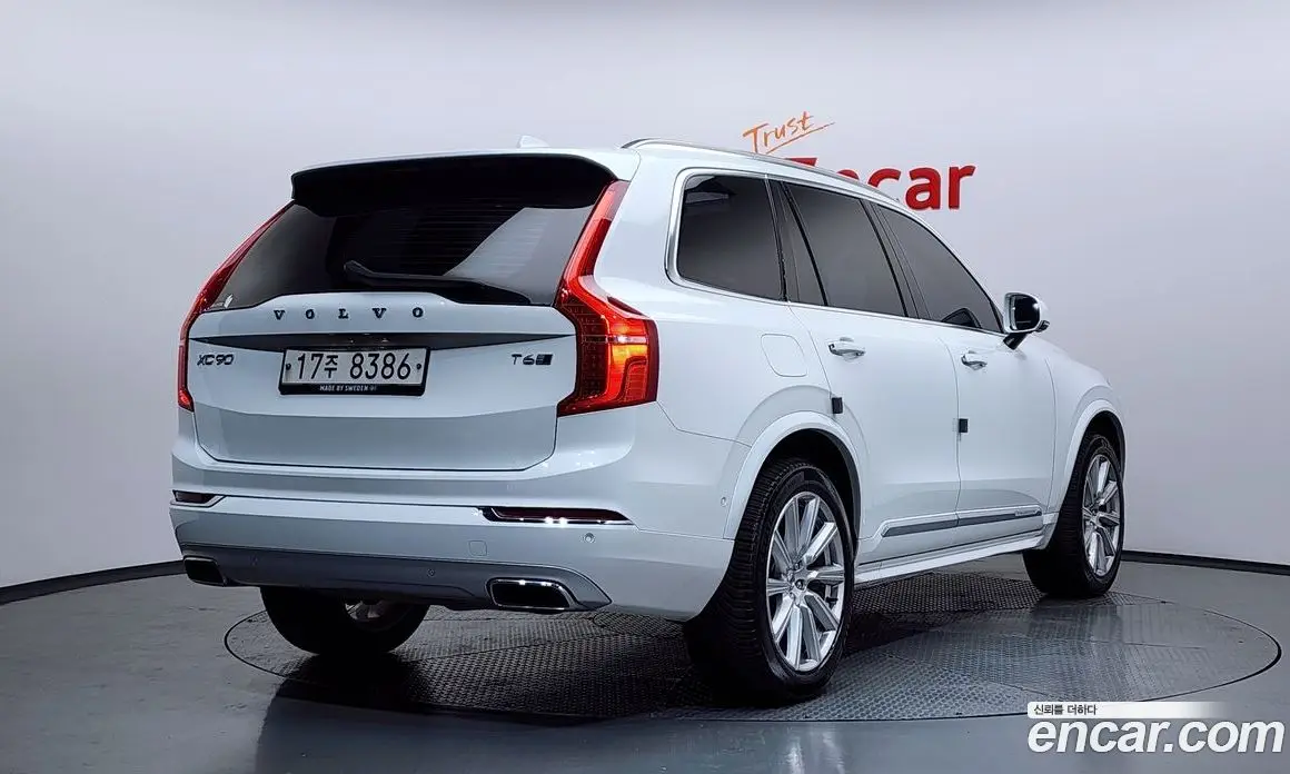 Volvo XC90 2019 2.0 автомат (гидро), фото 2 Volvo XC90 2019 2.0 автомат (гидро), фото 2