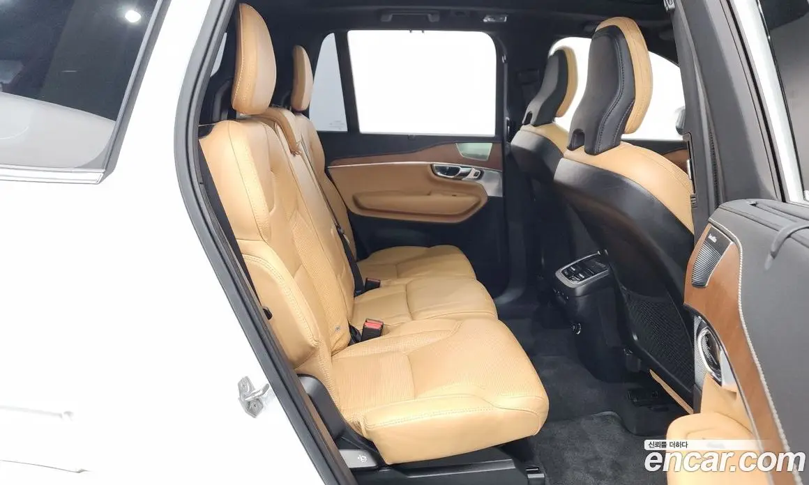 Volvo XC90 2019 2.0 автомат (гидро), фото 16 Volvo XC90 2019 2.0 автомат (гидро), фото 16