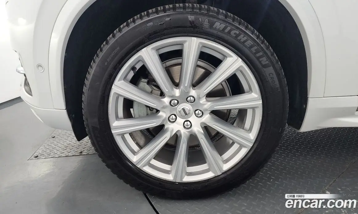 Volvo XC90 2019 2.0 автомат (гидро), фото 5 Volvo XC90 2019 2.0 автомат (гидро), фото 5
