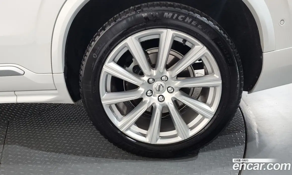 Volvo XC90 2019 2.0 автомат (гидро), фото 7 Volvo XC90 2019 2.0 автомат (гидро), фото 7