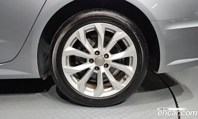 Audi A6 2018 2.0 автомат (гидро), миниатюра 7 Audi A6 2018 2.0 автомат (гидро), миниатюра 7